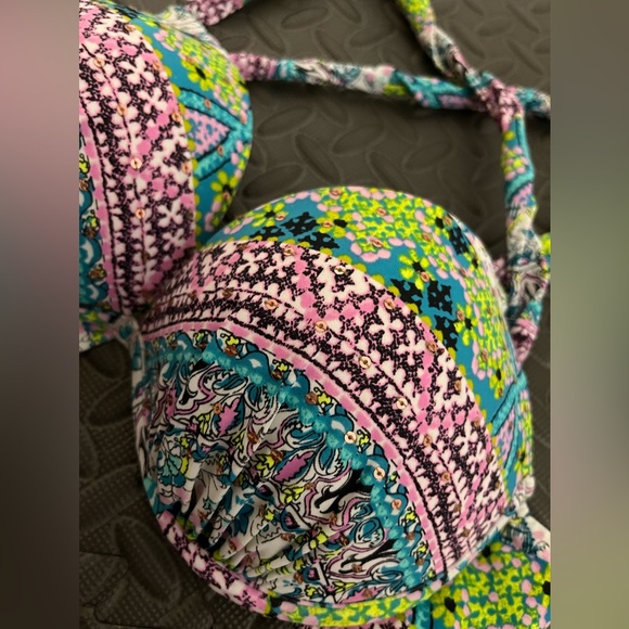 Victoria Secret Push-up Swim Suit Top - Picture 3 of 3